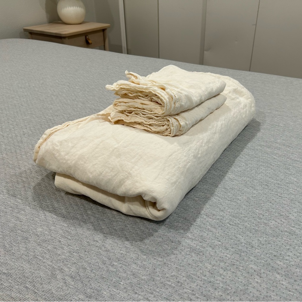 Brooklinen Cream Duvet Cover Set
